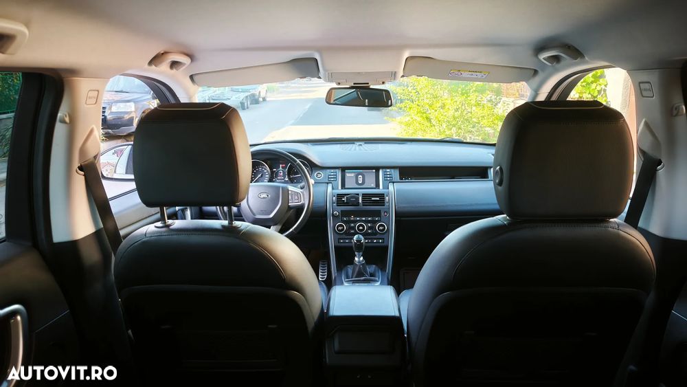 Land Rover Discovery Sport 2.0 l TD4 PURE - 11