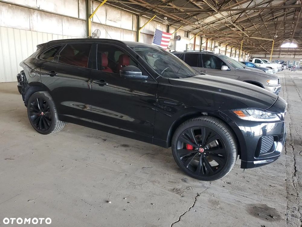 Jaguar F-Pace 3.0 V6 AWD S - 2