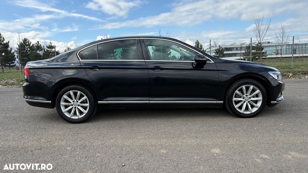 Volkswagen Passat 2.0 TDI DSG Highline - 31