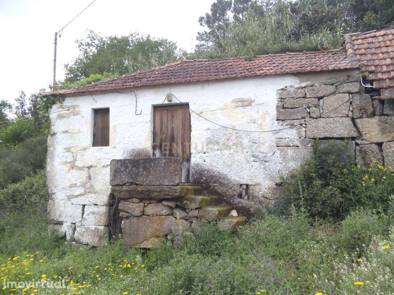 Moradias de Pedra com Potencial na Natureza de Abragão, Penafiel - Grande imagem: 2/17