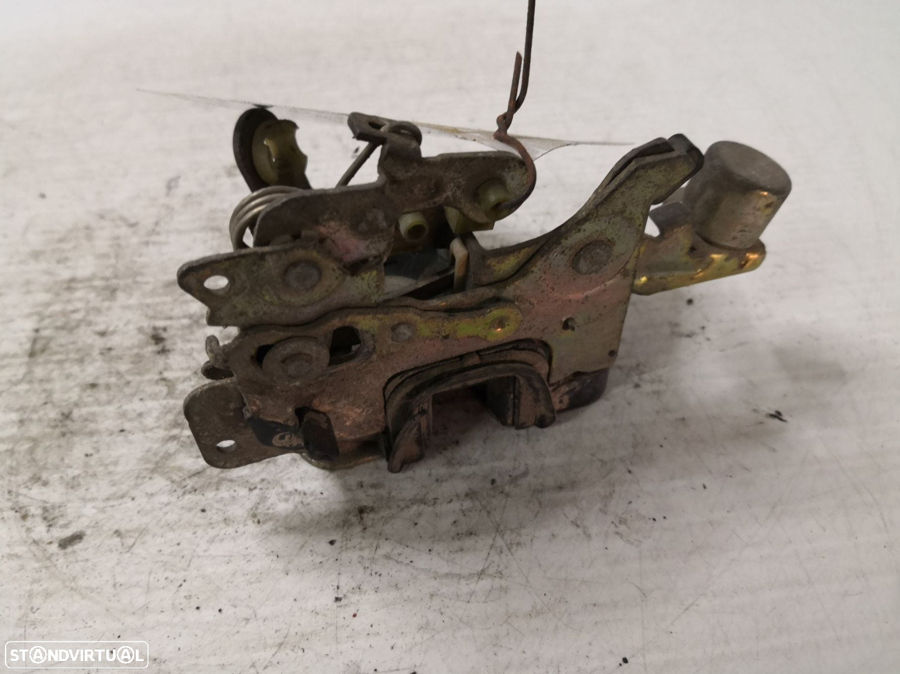 Fecho Da Porta Trás Dto Opel Corsa B (S93) - 2