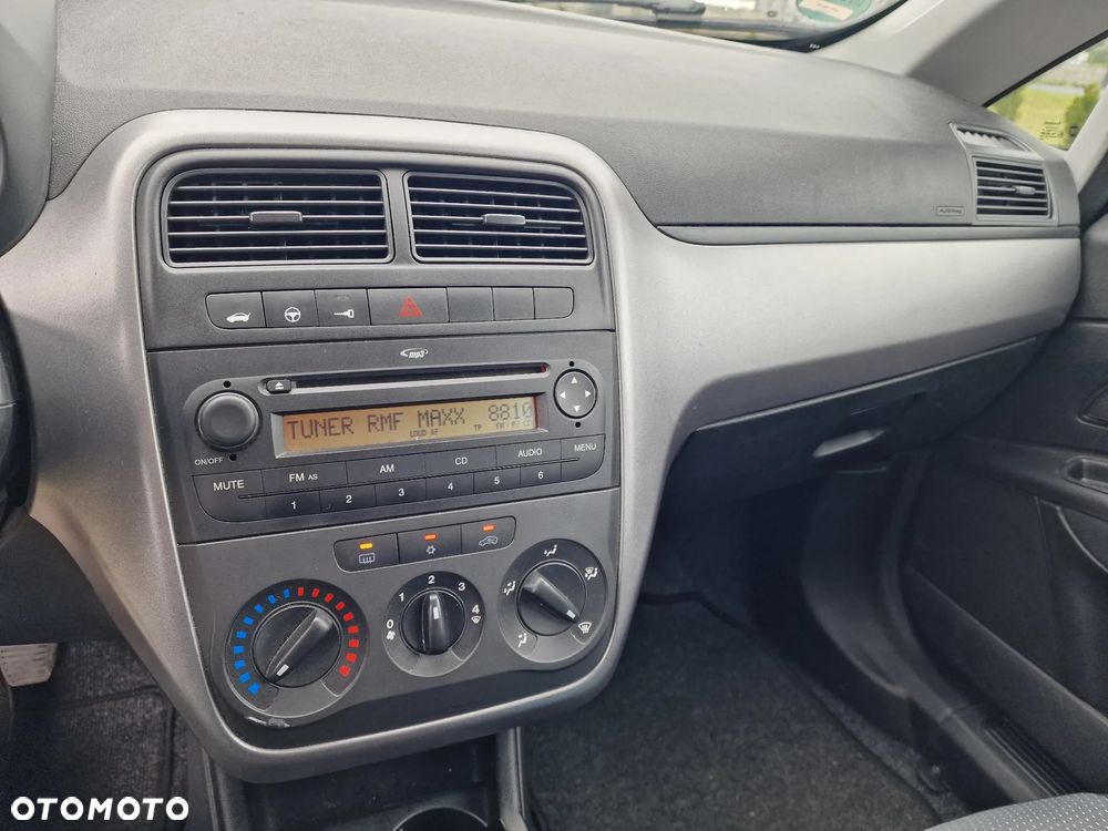 Fiat Grande Punto 1.2 8V - 6