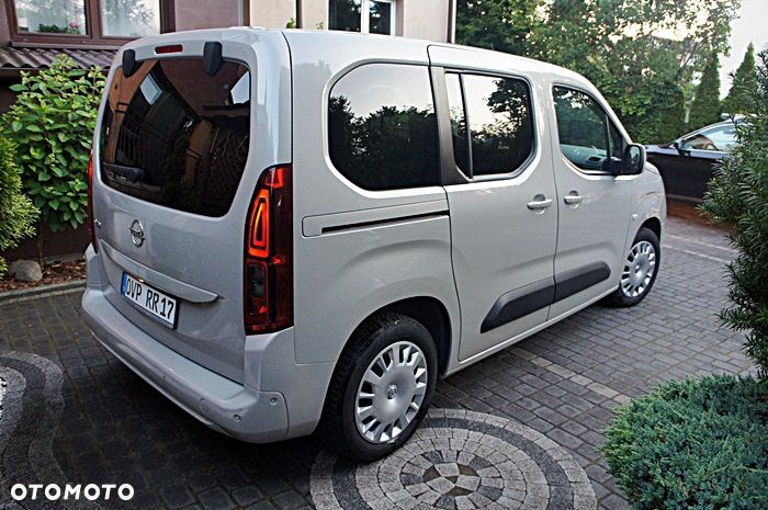 Opel Combo 1.5 D Automatik Start/Stop Innovation - 12