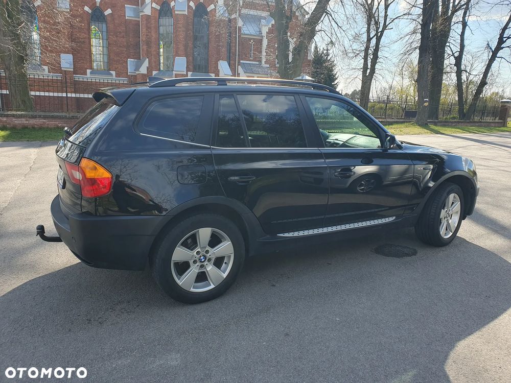 BMW X3 3.0i - 8