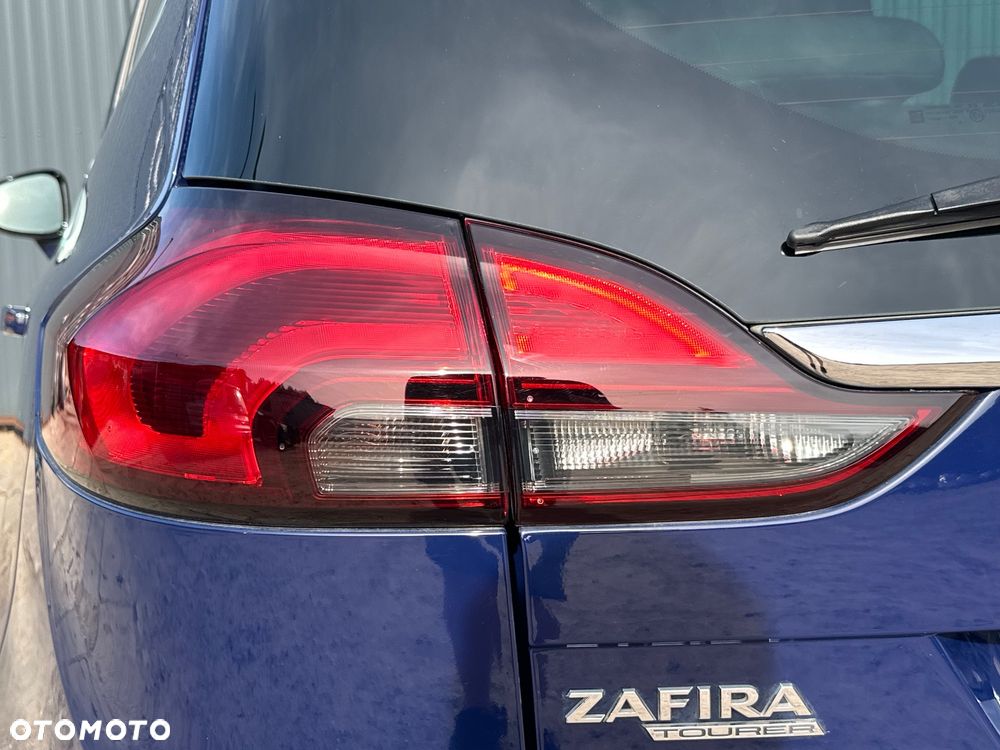 Opel Zafira 2.0 D (CDTI ecoFLEX) Start/Stop Business Innovation - 24