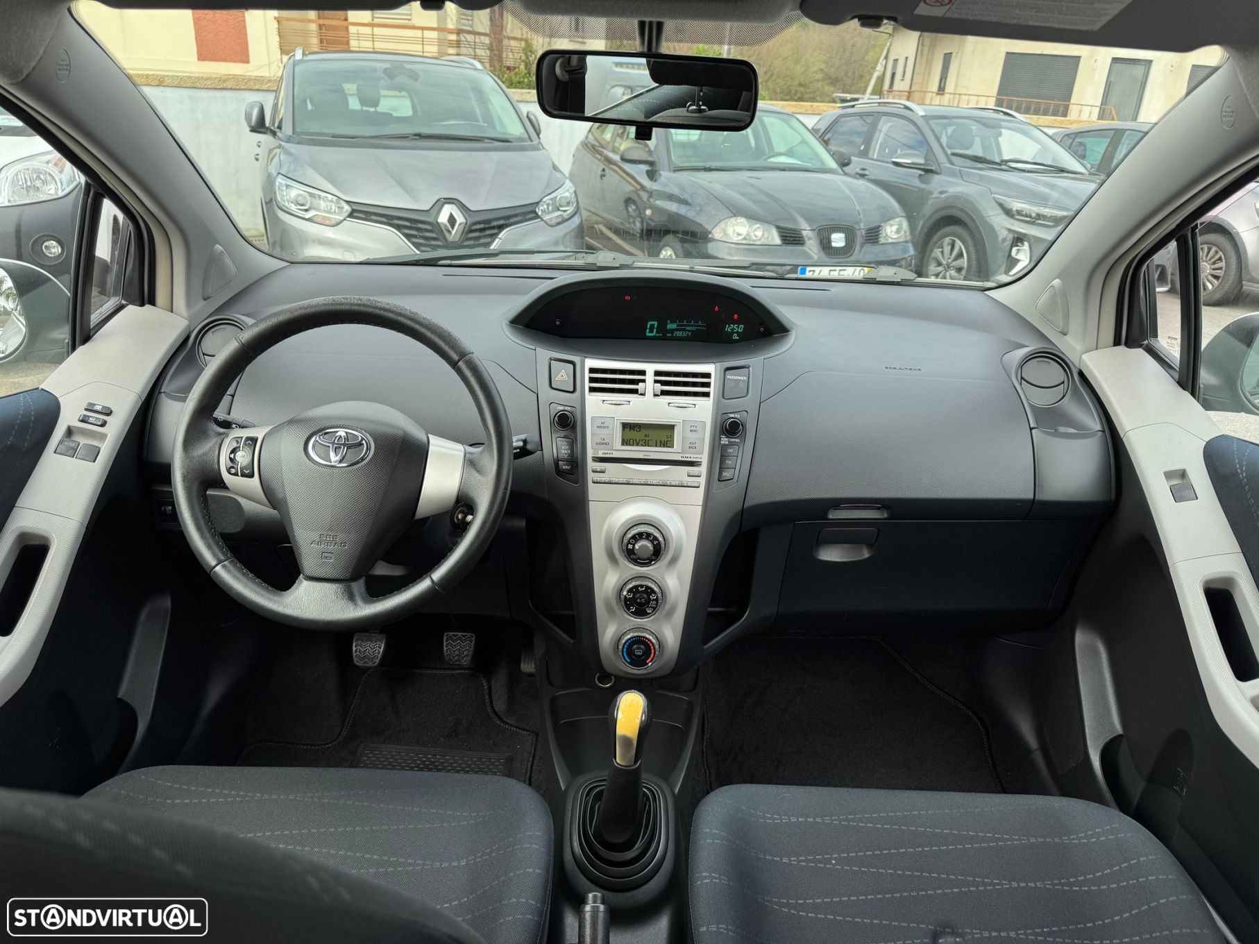 Toyota Yaris 1.4 D-4D AC+VSC - 7