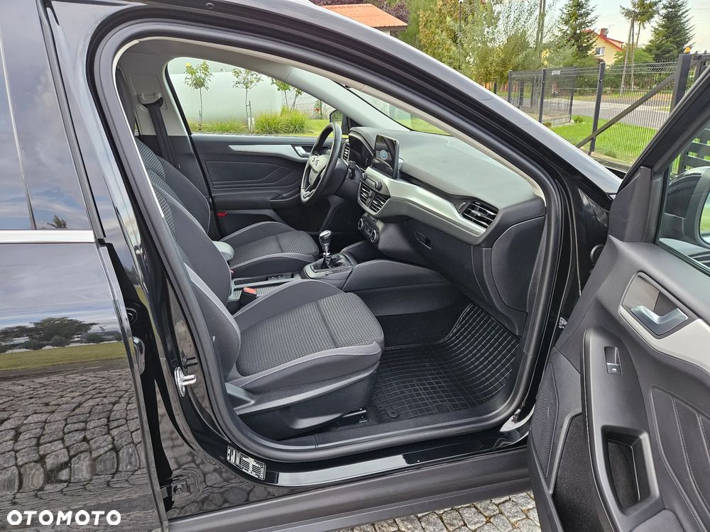 Ford Focus 2.0 EcoBlue Titanium X - 13