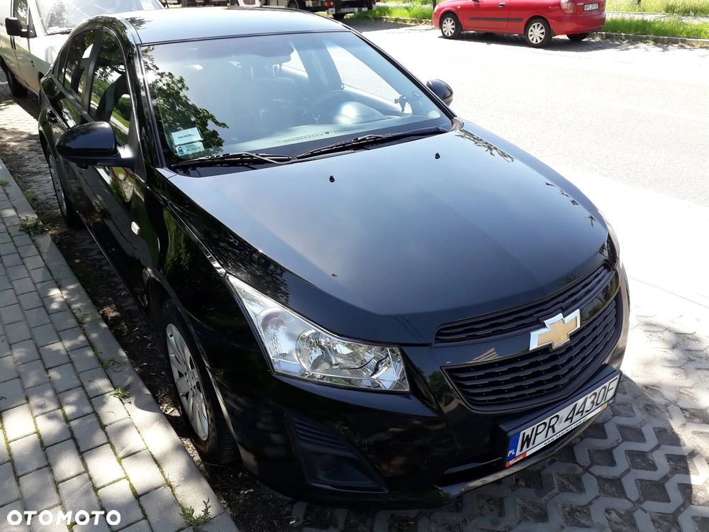 Chevrolet Cruze 1.8 LS+ - 1