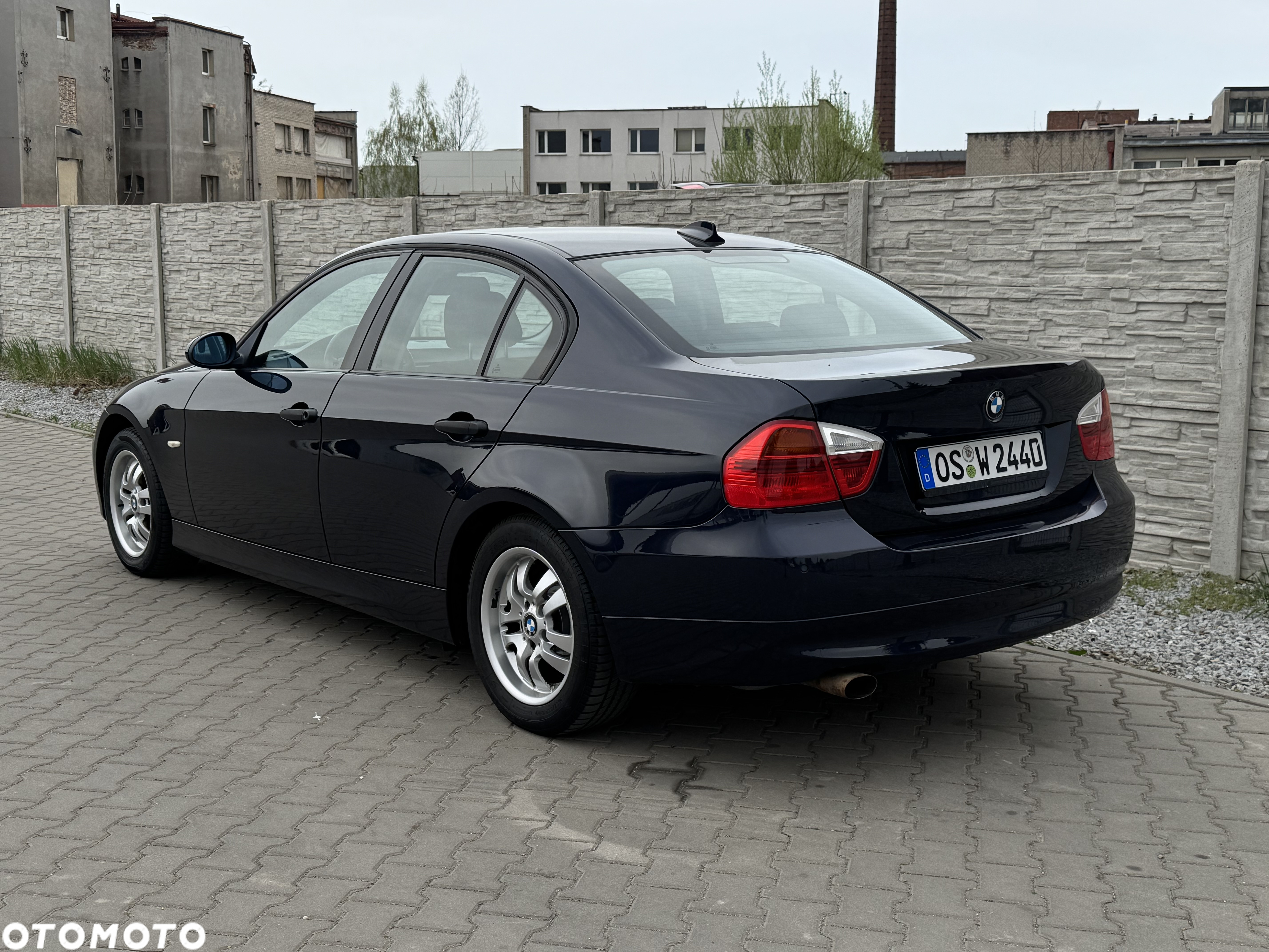 BMW Seria 3 318i - 2
