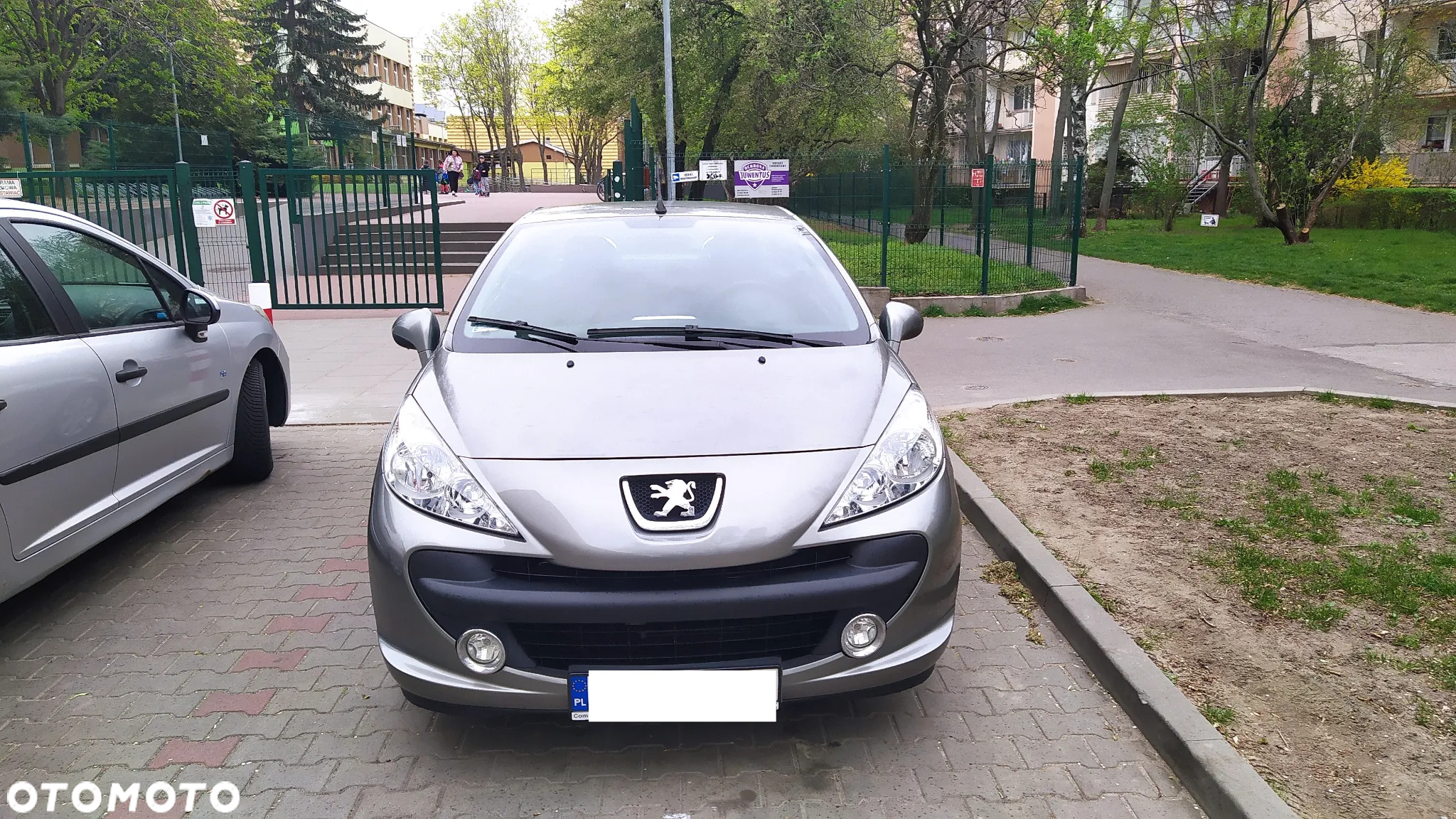 Peugeot 207 CC - 2