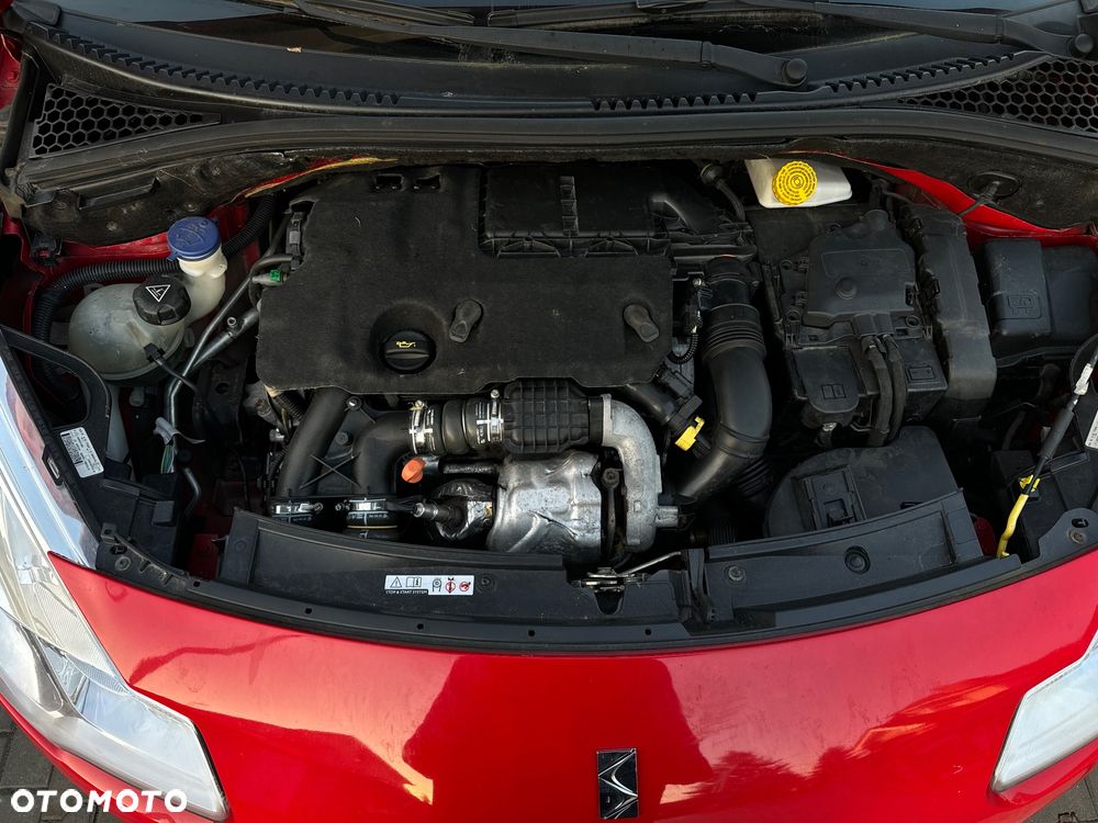 Citroën DS3 HDi 110 FAP SportChic - 14