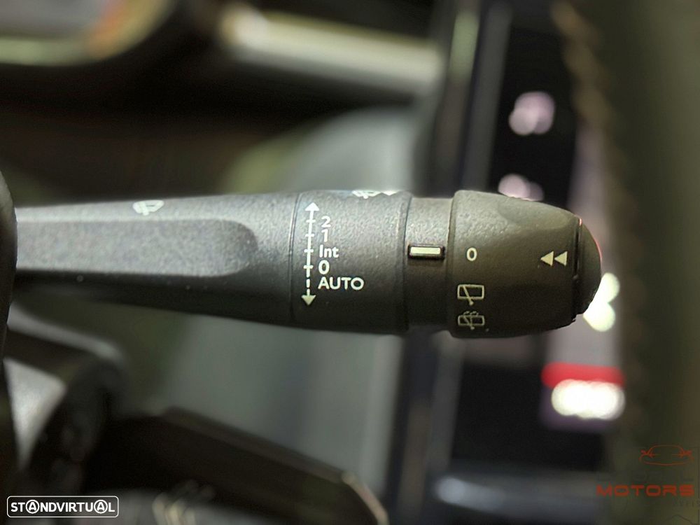 Citroën C3 1.2 PureTech Shine - 24