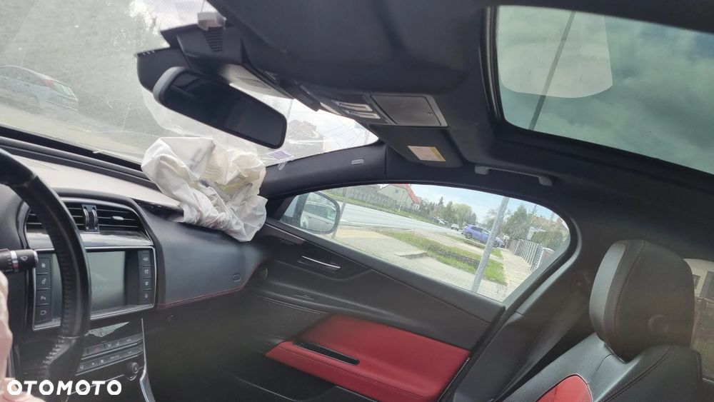 Jaguar XE 20d R-Sport Ingenium Edition - 31