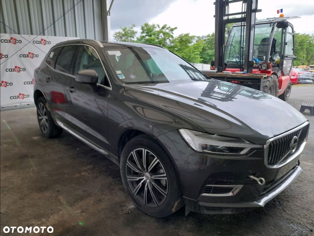 Volvo XC 60 T8 Plug-In Hybrid AWD Inscription Expression - 2