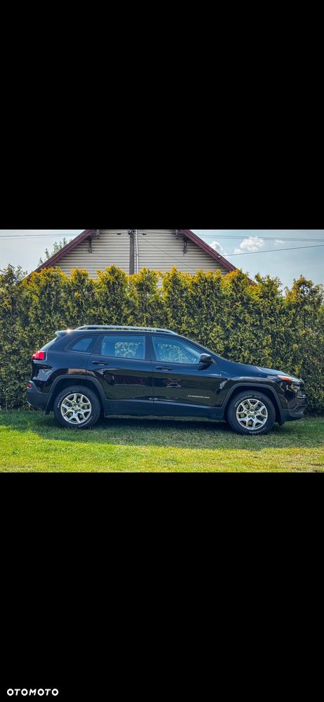 Jeep Cherokee - 6