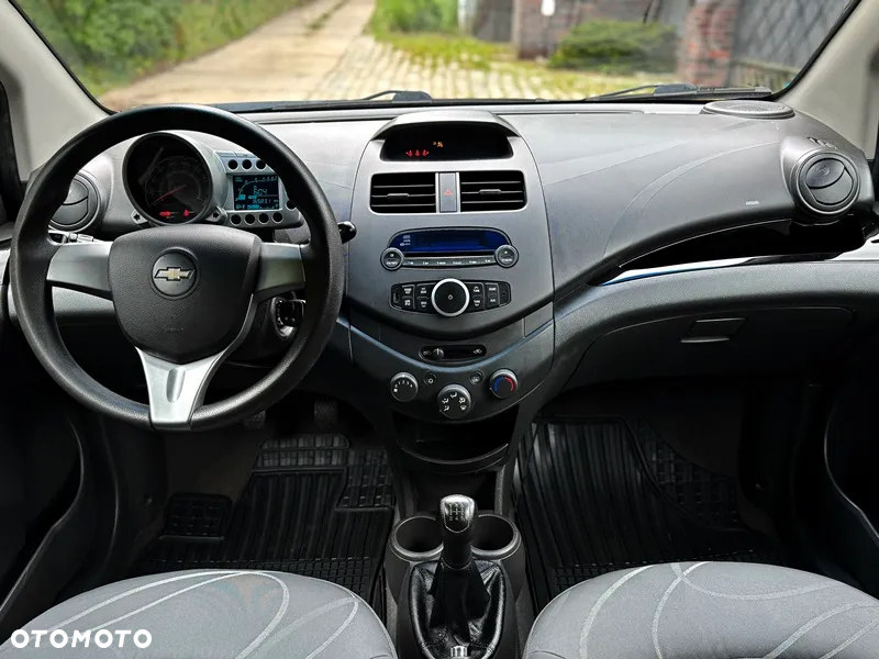 Chevrolet Spark 1.0 LS - 13