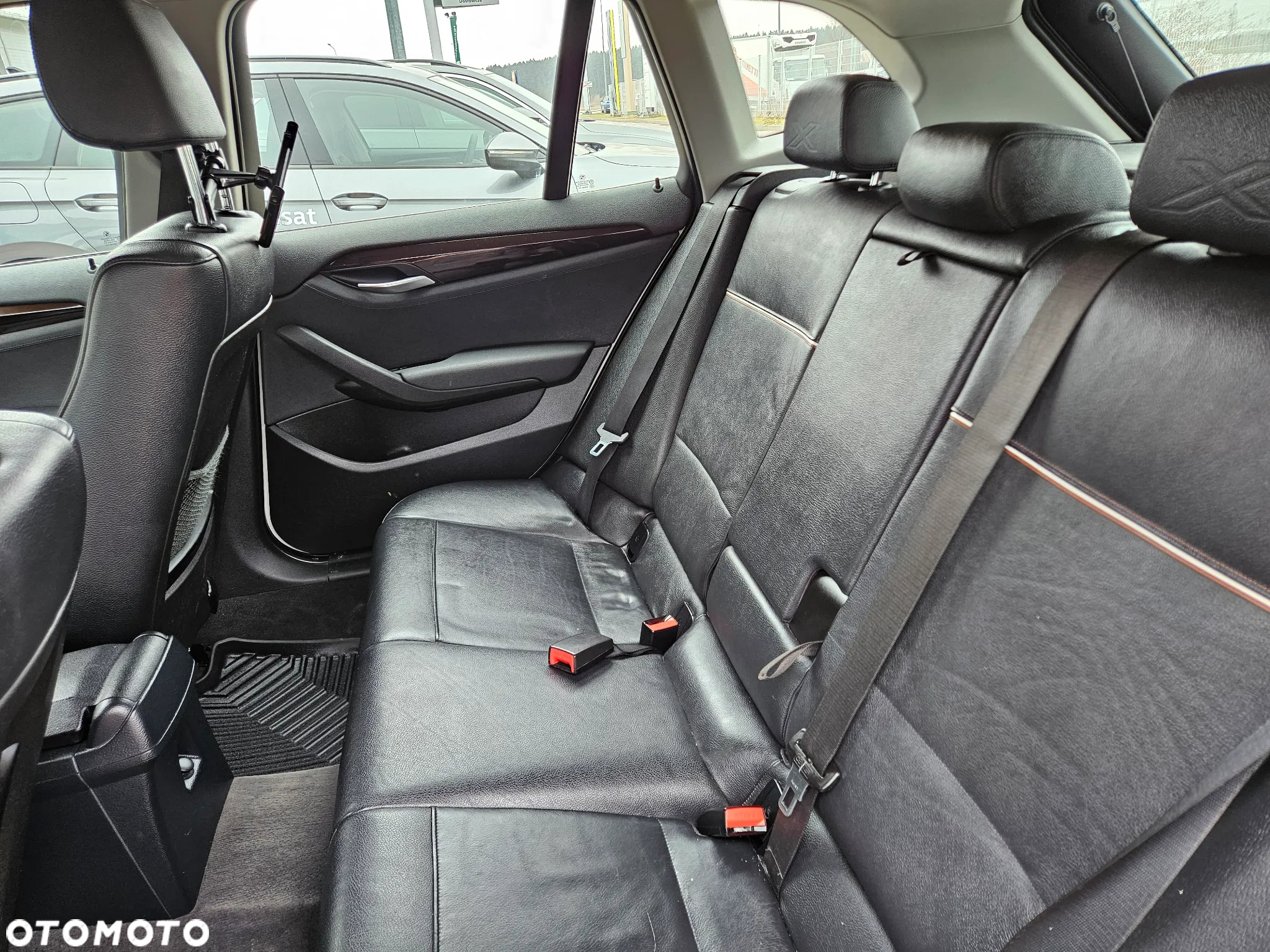 BMW X1 xDrive18d xLine - 14