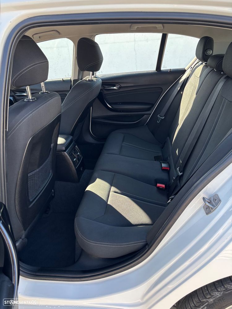 BMW 116 d Line Sport - 13