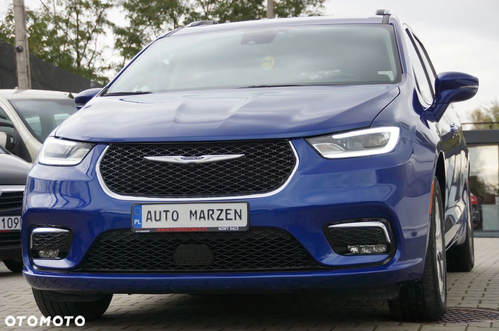 Chrysler Pacifica - 3