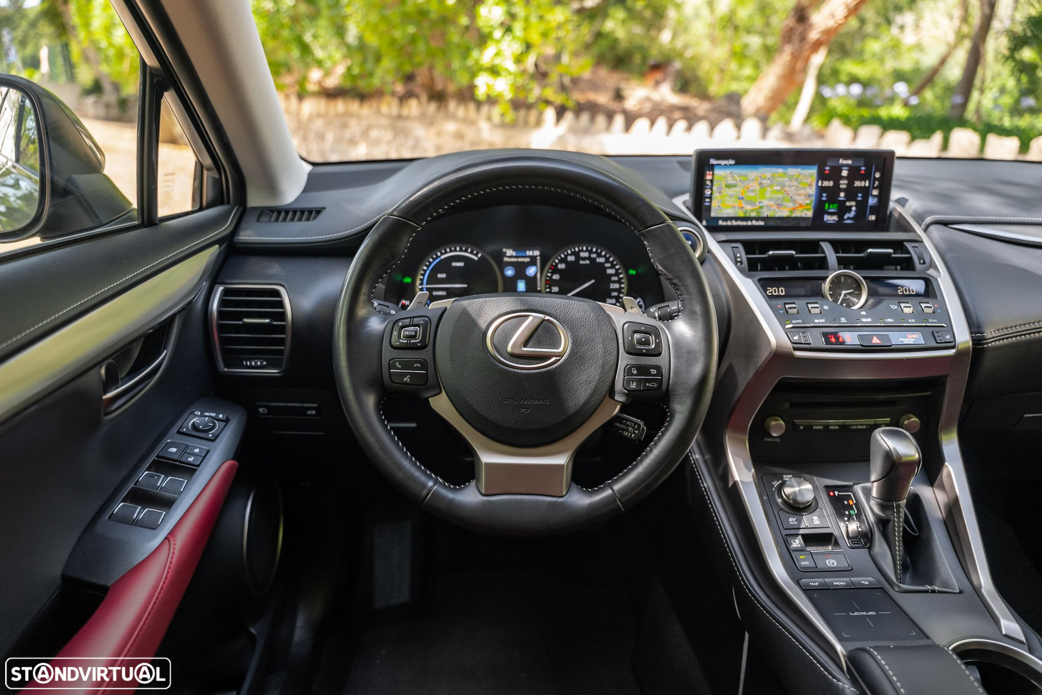 Lexus NX 300h - 22