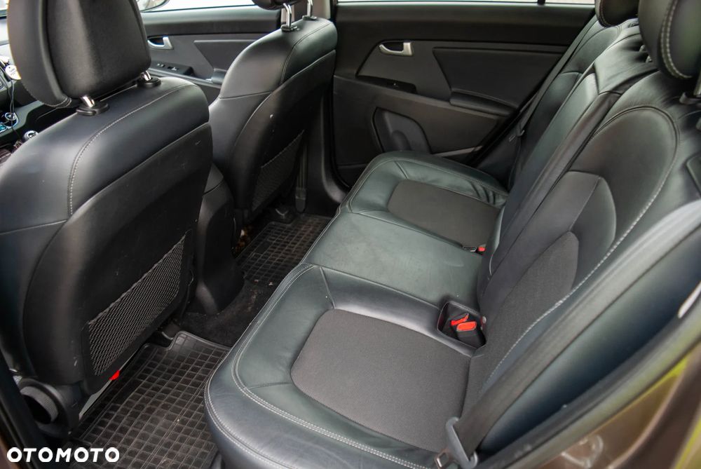 Kia Sportage 1.7 CRDI 2WD Vision - 11