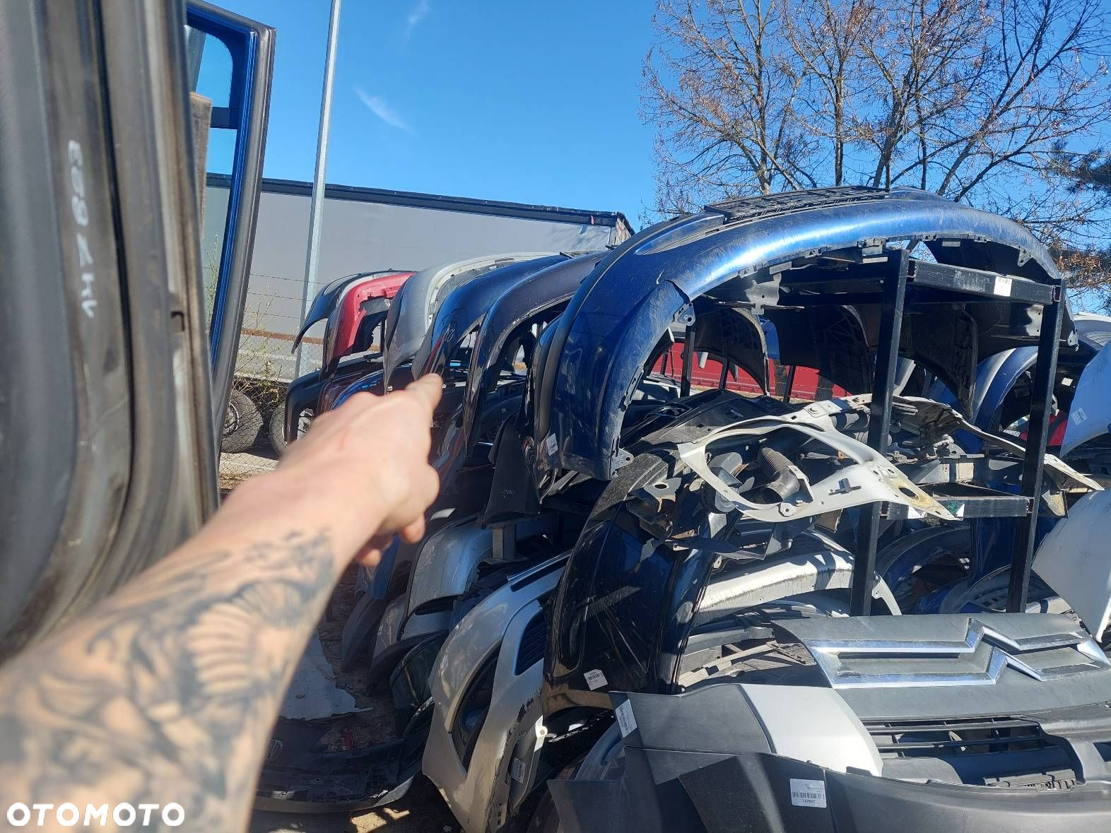 ZDERZAK PRZÓD KOMPLETNY KRATKI HALOGENY AUDI A4 B5 FL LIFT LY5K - 6