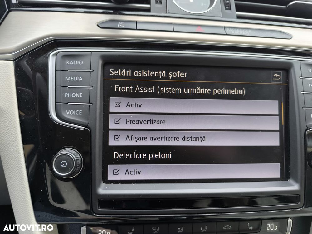 Volkswagen Passat 2.0 TDI SCR DSG Highline - 20