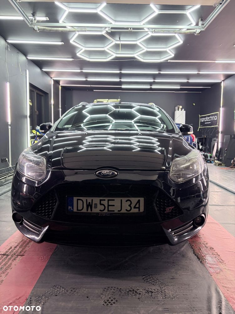 Ford Focus ST - 3