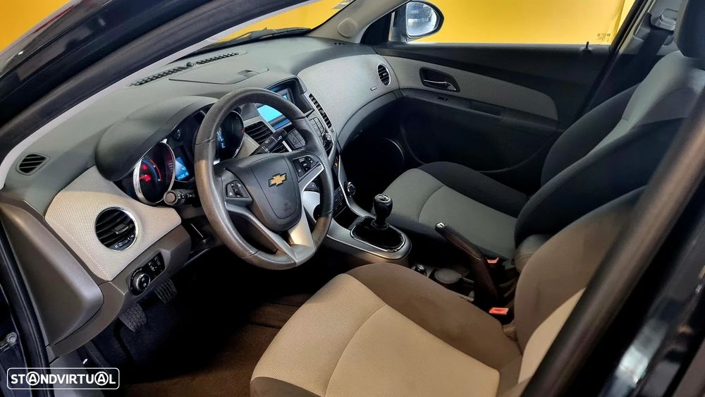 Chevrolet Cruze 2.0 VCDi LT - 10