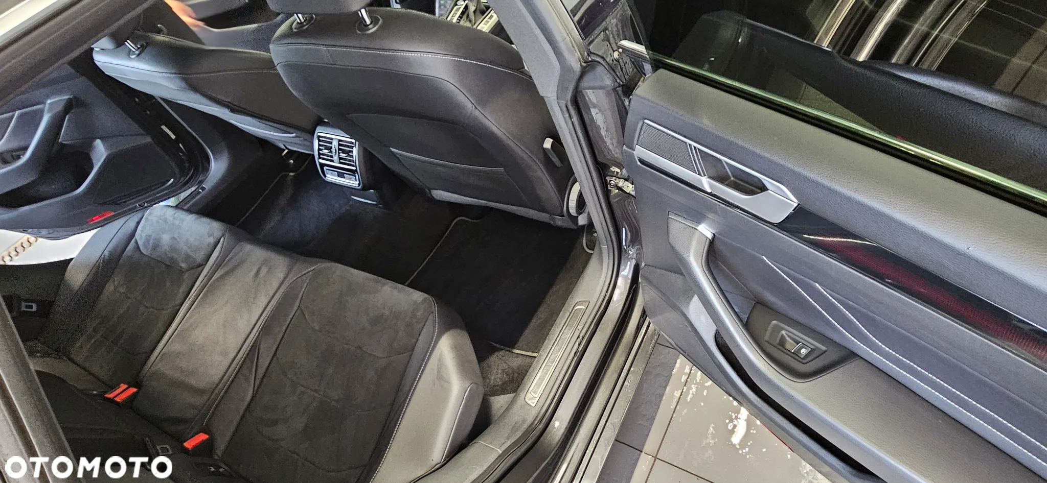 Volkswagen Arteon 2.0 TDI 4Motion R-Line DSG - 6