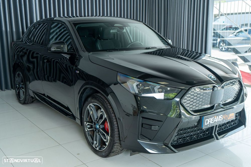 BMW iX2 eDrive20 Pack Desportivo M Pro - 6