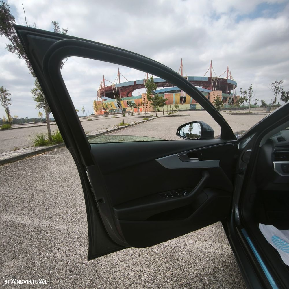 Audi A4 Avant 2.0 TDI S tronic - 2