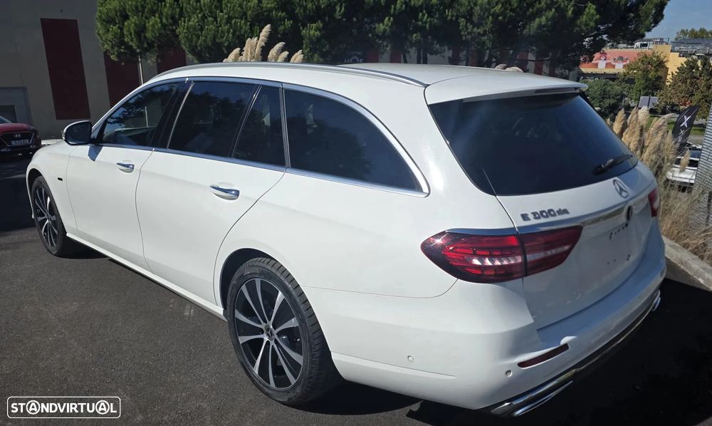 Mercedes-Benz E 300 de Avantgarde - 22