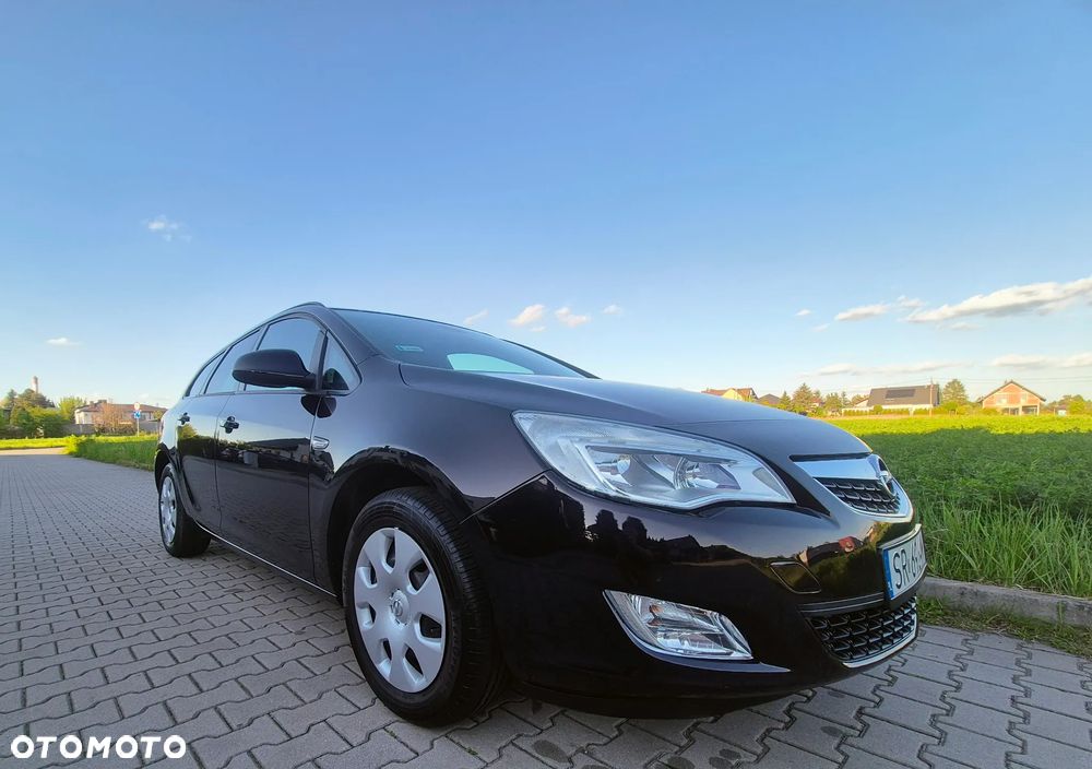 Opel Astra 1.4 ecoFLEX - 13