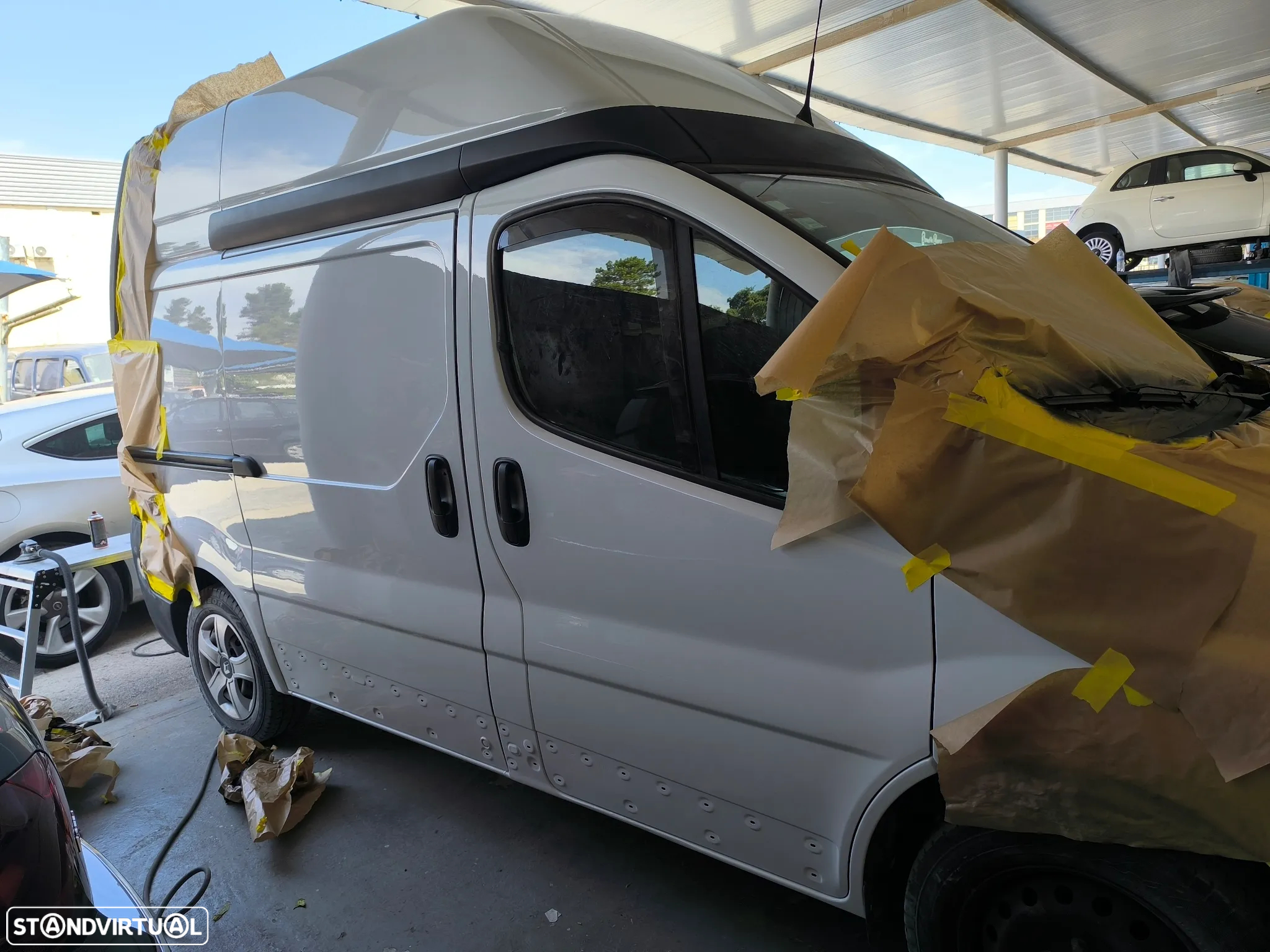 Renault Traffic 115 dci com motor frio - 19
