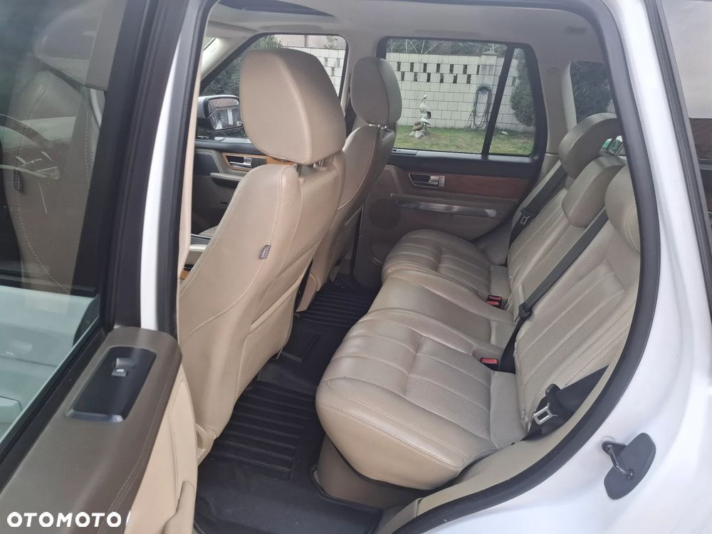 Land Rover Range Rover Sport SDV6 Autobiography - 9