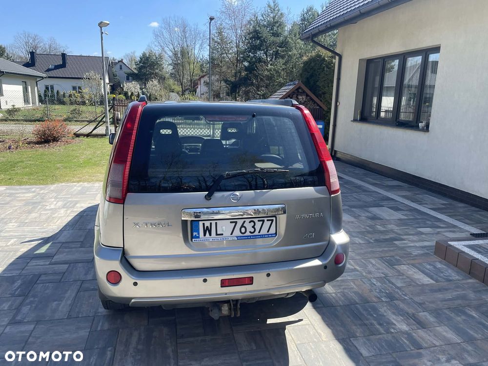 Nissan X-Trail 2.2 dCi Elegance - 2