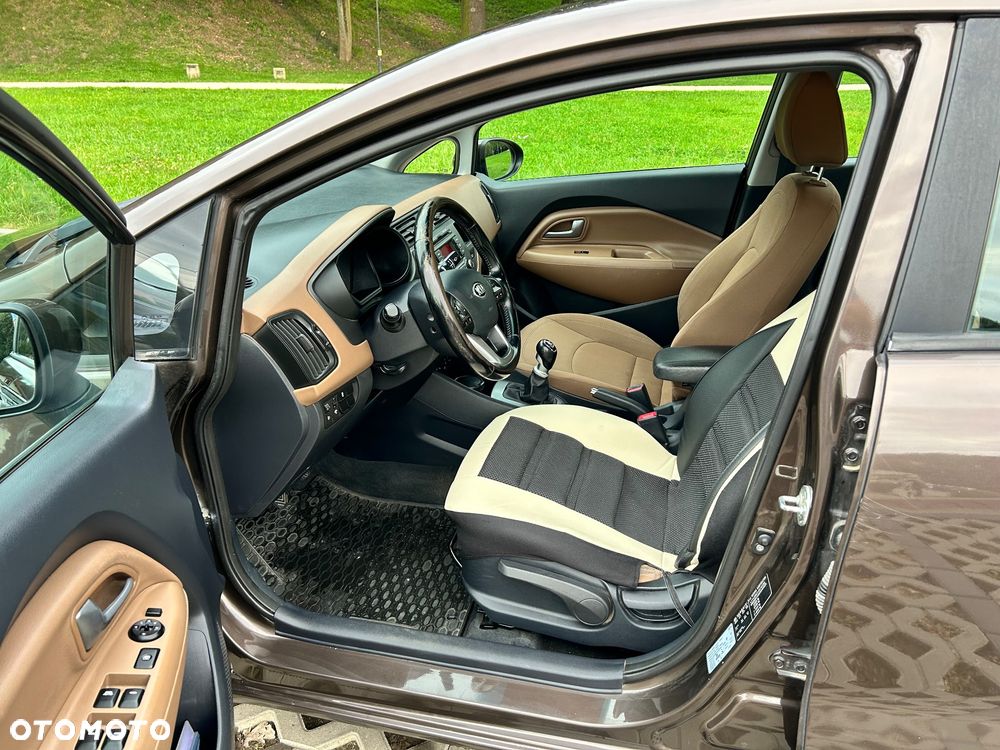 Kia Rio 1.4 XL - 10