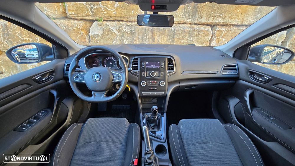 Renault Mégane 1.5 dCi Zen ECO - 9