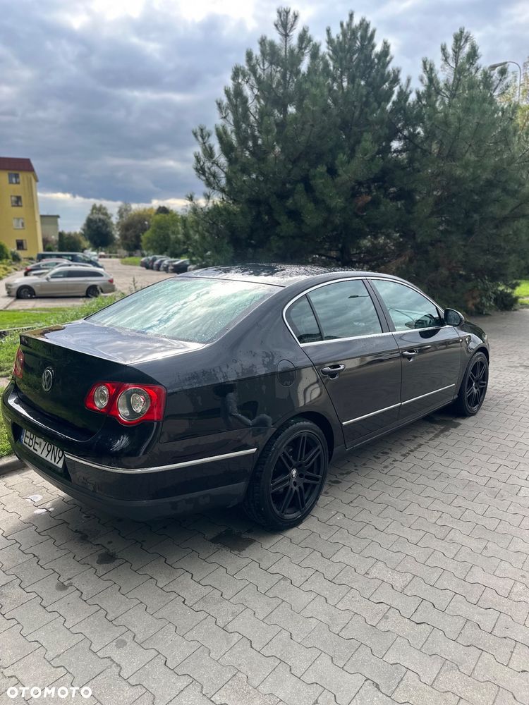 Volkswagen Passat 2.0 TDI Comfortline DSG - 4