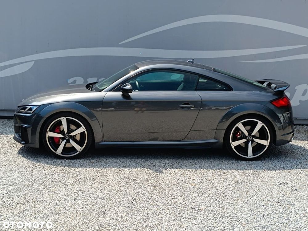 Audi TT S Coupé - 17