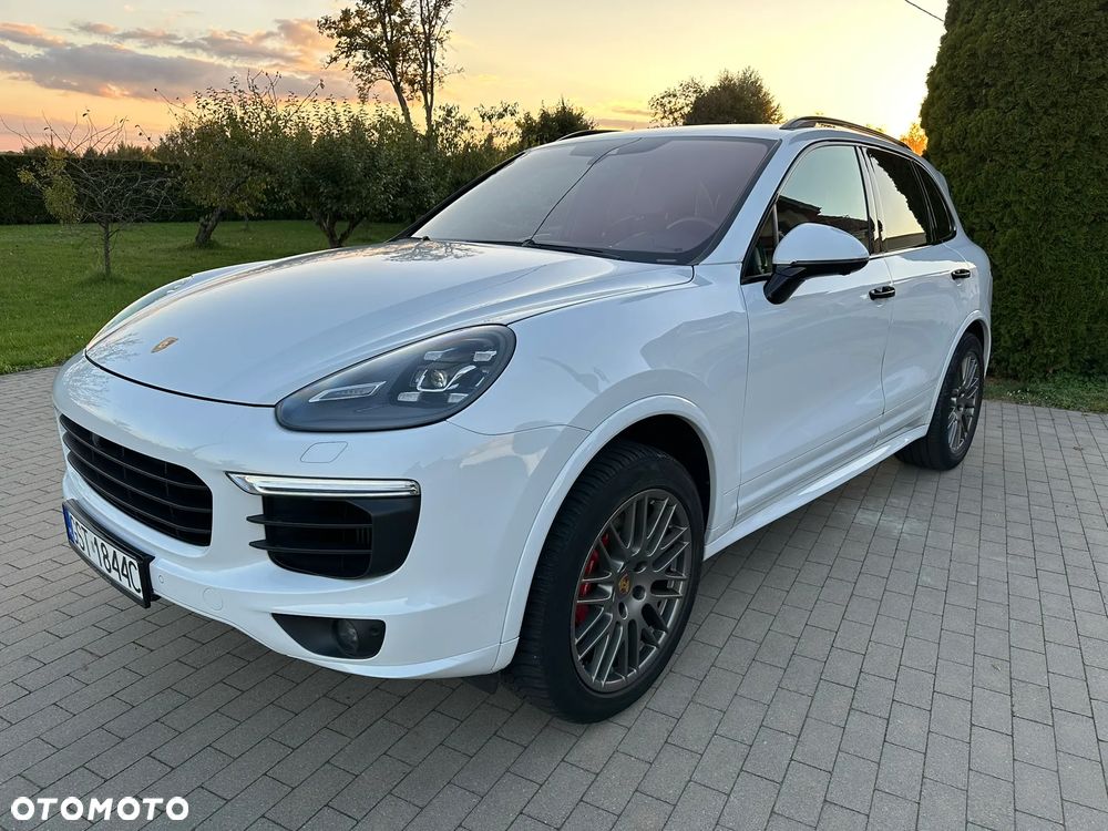 Porsche Cayenne Diesel - 1