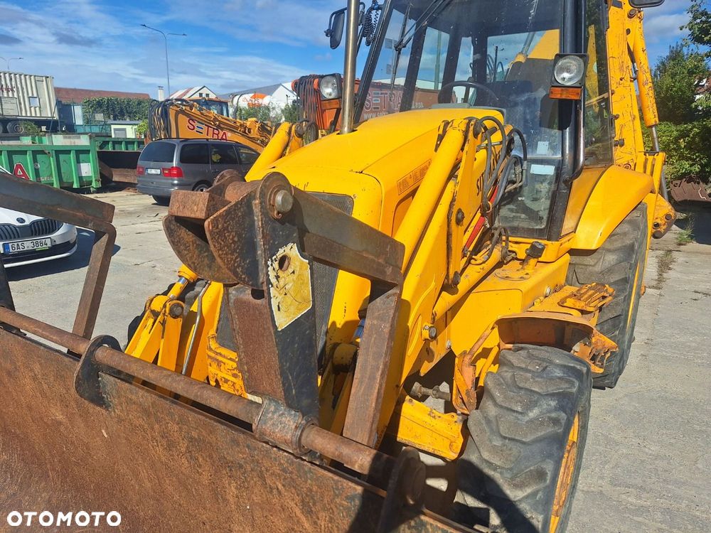 JCB 3Cx 4X4 - 30