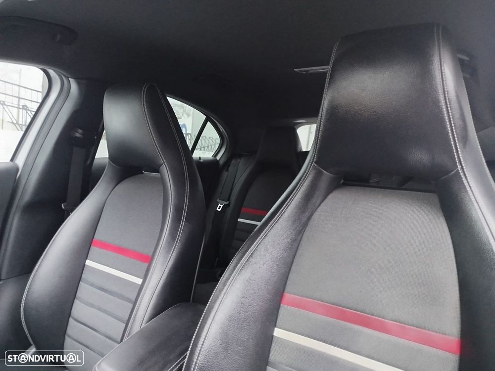 Mercedes-Benz A 180 - 6