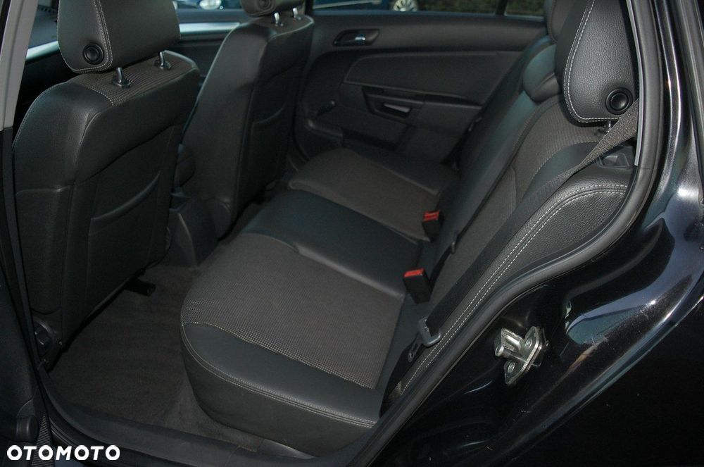 Opel Astra - 26