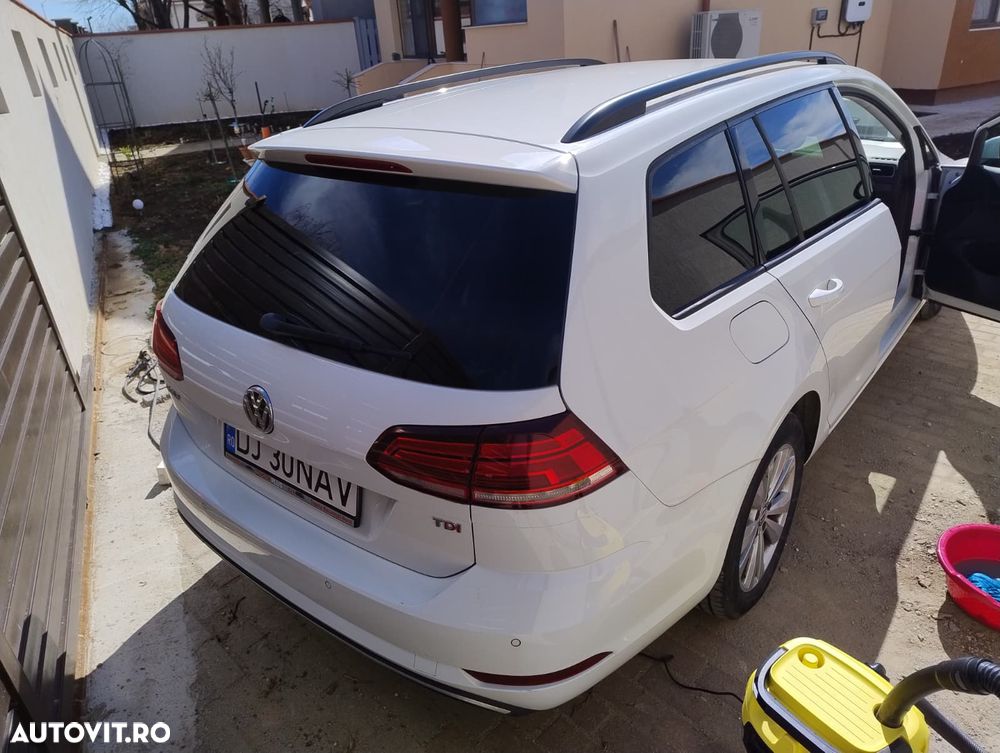 Volkswagen Golf 1.6 TDI Comfortline - 3