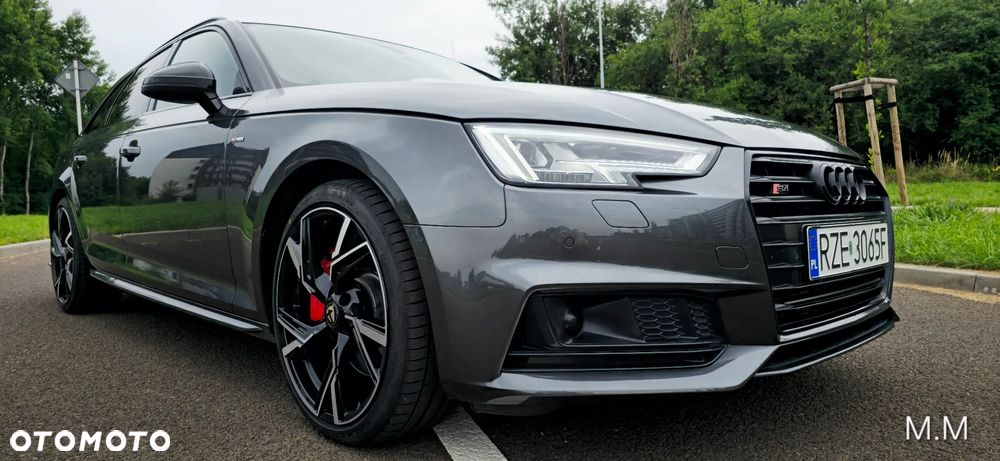 Audi A4 - 12