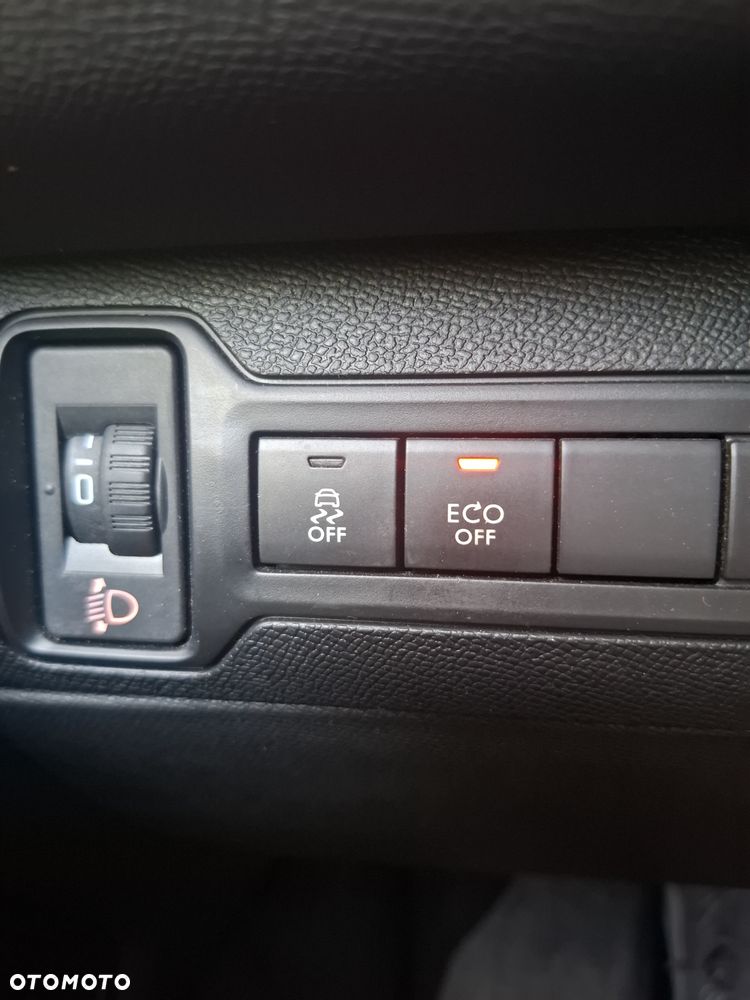 Peugeot 308 1.6 BlueHDi Active S&S - 9