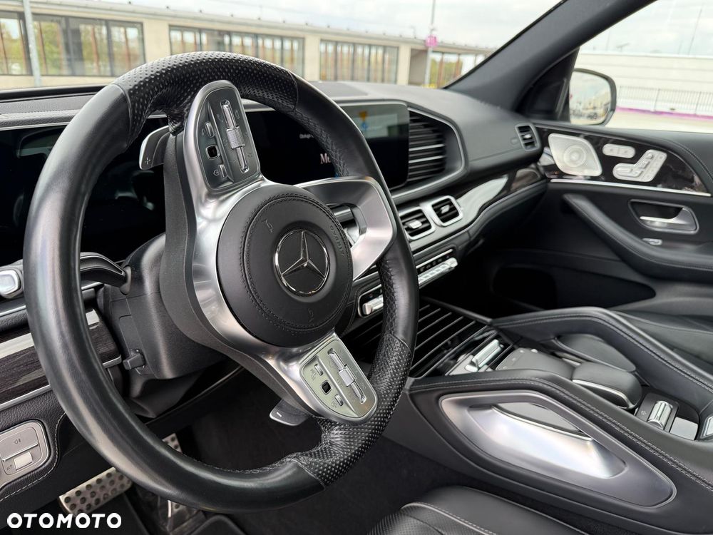 Mercedes-Benz GLS - 10