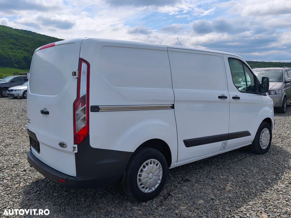 Ford Transit Custom - 14